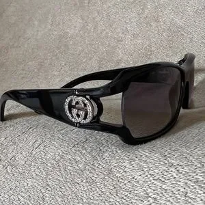 Gucci | Accessories | Gucci Flawless Black Sunglasses With  display picture 1